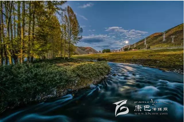 新都橋，正在打開最美時光,我在這里等你......