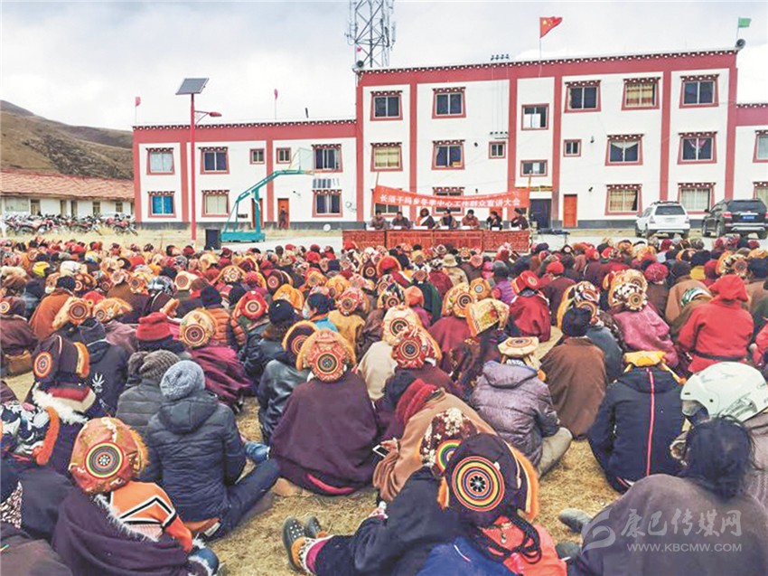 石渠縣開展“千人大下鄉(xiāng)” 、“千人大宣講”、“千人大走訪”活動掠影
