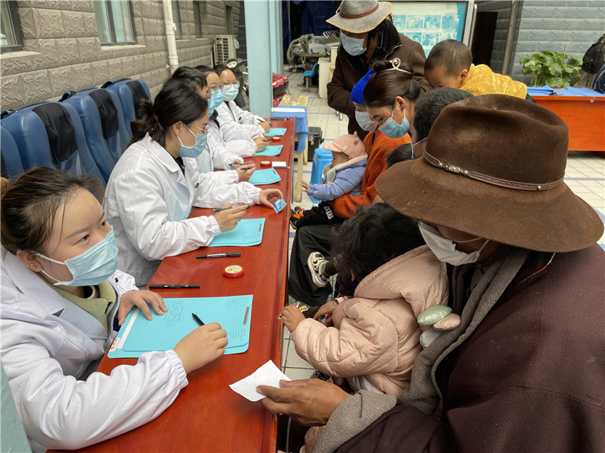 圖為醫(yī)療專(zhuān)家.jpg 圖為醫(yī)療專(zhuān)家.jpg